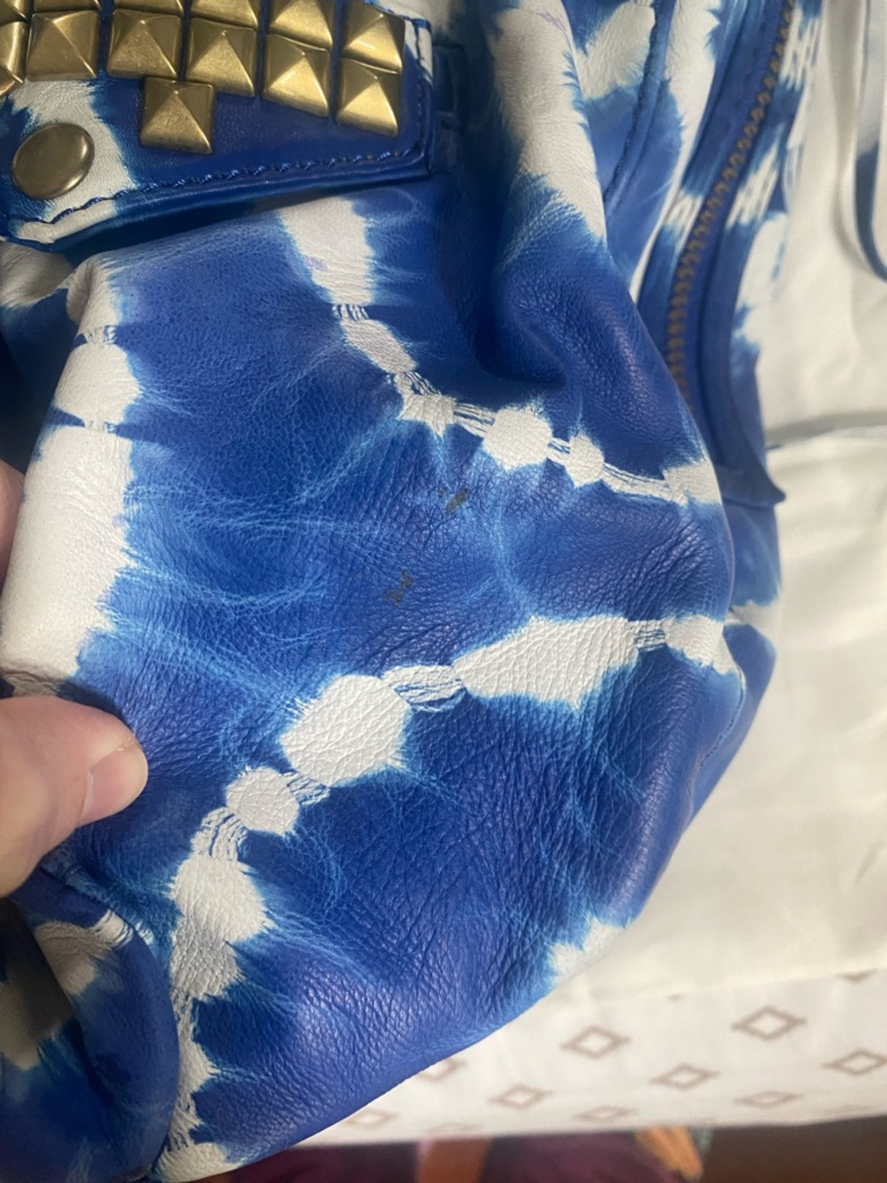 RARE Sample NWT Rebecca Minkoff Easy Rider Blue and White Tie-Dye Hobo Bag - Picture 4 of 16
